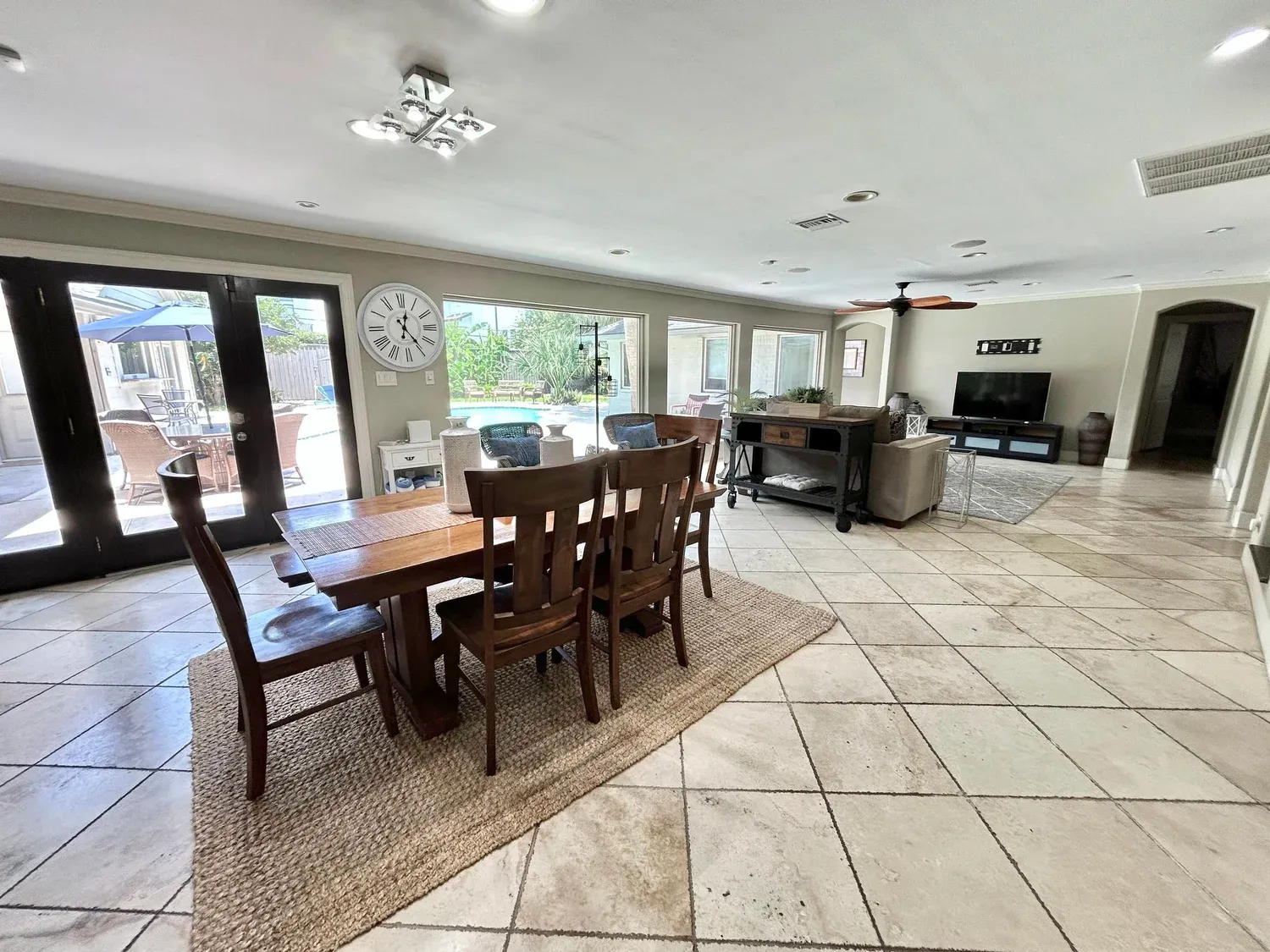 Casa Blanca kitchen, furnished house in Texas Medical Center / Meyerland, Houston
