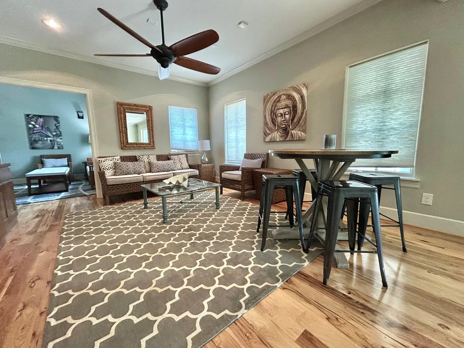 Travel Nurse Housing in Houston TX: Best Neighborhoods & What to Know