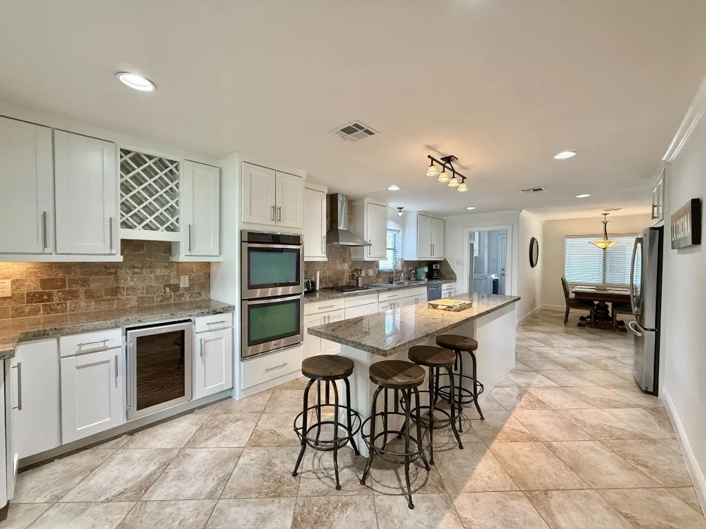 Casa Emilio kitchen, furnished house in Texas Medical Center / Meyerland, Houston
