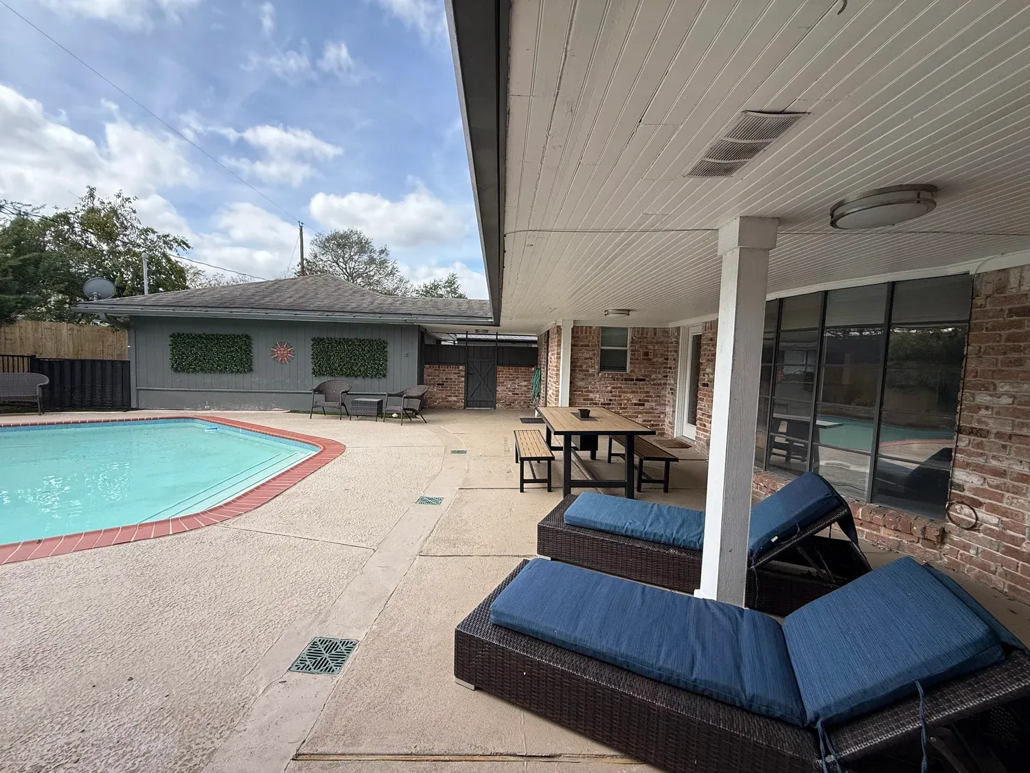 Casa Jackie exterior, furnished house in Medical Center / Meyerland, Houston