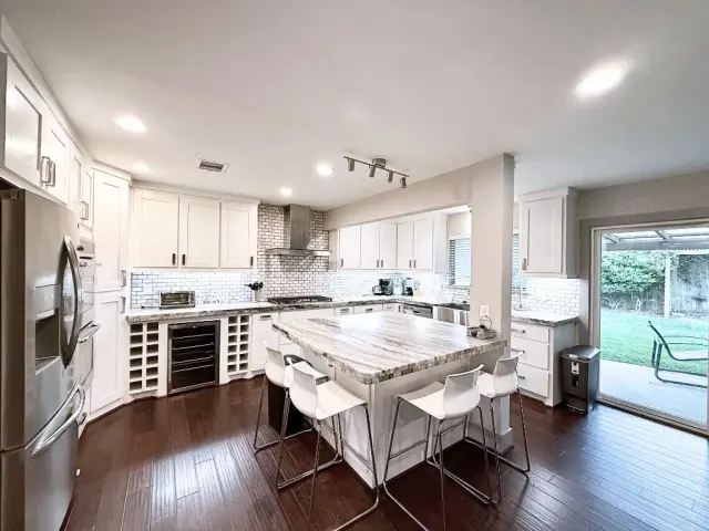 Casa King kitchen, furnished house in Texas Medical Center / Meyerland, Houston — furnished rentals in Houston