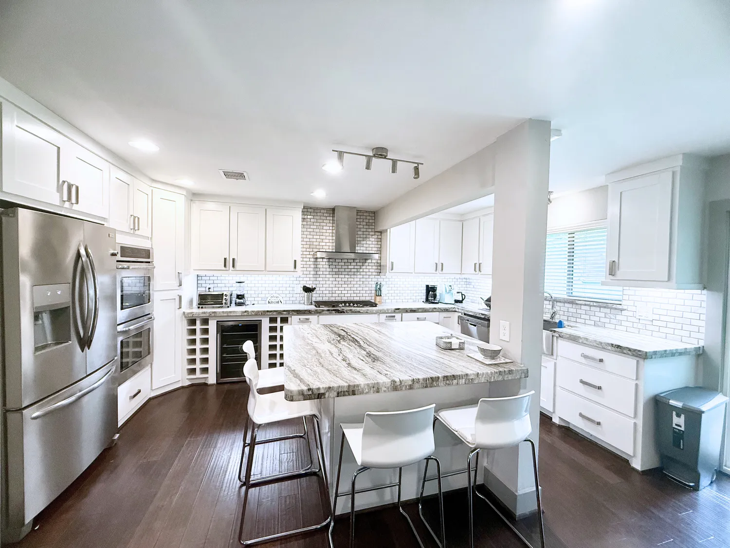 Casa King kitchen, furnished house in Medical Center / Meyerland, Houston