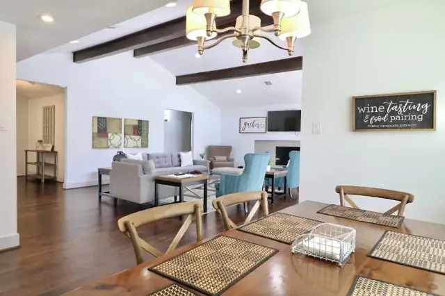 Casa Paise breakfast, furnished house in Texas Medical Center / Meyerland, Houston — furnished rentals in Houston
