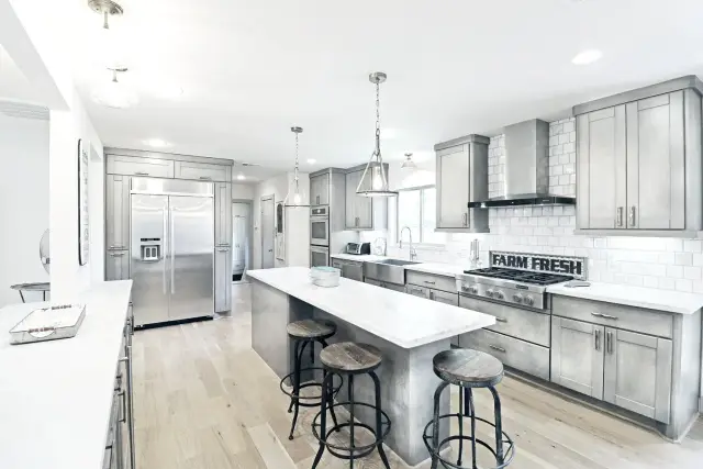 Chateau Gold kitchen, furnished house in Texas Medical Center / West University, Houston — furnished rentals in Houston