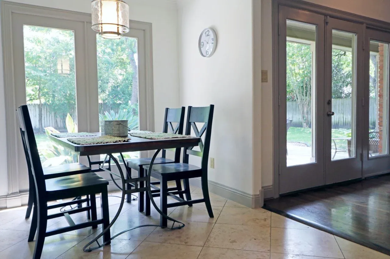 Kitchen of a furnished home in Houston — The Ultimate Guide to Finding Monthly Airbnb Rentals in Houston