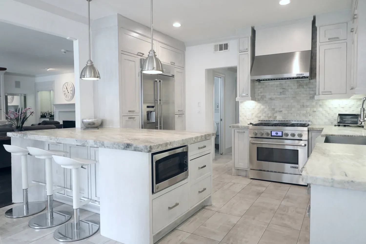 Villa Capri kitchen, furnished house in Texas Medical Center / Bellaire, Houston
