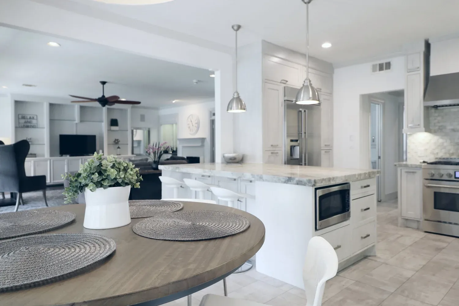 Villa Capri kitchen, furnished house in Texas Medical Center / Bellaire, Houston