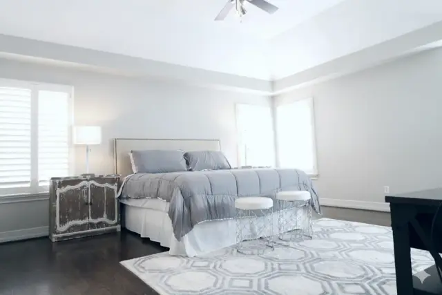 Villa Capri primary bedroom, furnished house in Texas Medical Center / Bellaire, Houston — furnished rentals in Houston