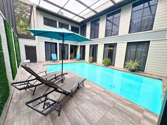 Villa Sorrento exterior, furnished house in Texas Medical Center / West University, Houston — furnished rentals in Houston