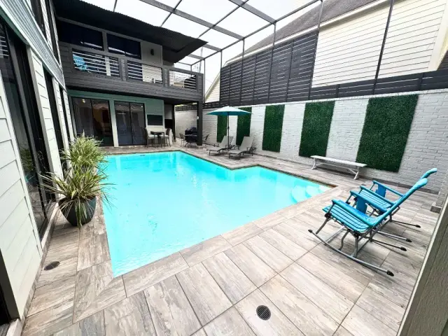 Villa Sorrento exterior, furnished house in Texas Medical Center / West University, Houston — furnished rentals in Houston